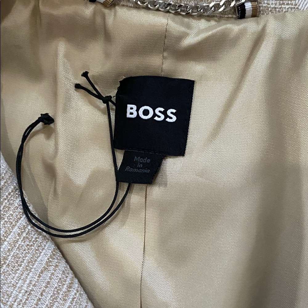 Beige Patterned Cropped Jacket - Picture 6 of 9